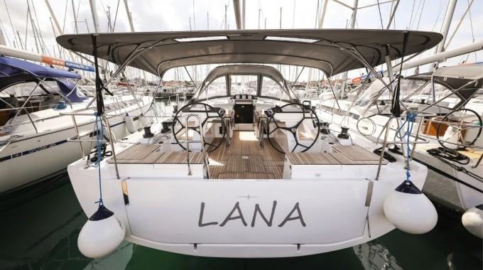 Bavaria C46 - 3 cab. / Lana (2024)