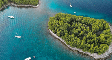 Istražite manje poznata mjesta ploveći Jadranom