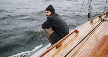 Tips for Sailing in Winter: Navigating the Cold with Confidence