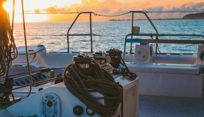 Die Entwicklung der Segeltechnologie: Vom traditionellen zum modernen Yachtsport