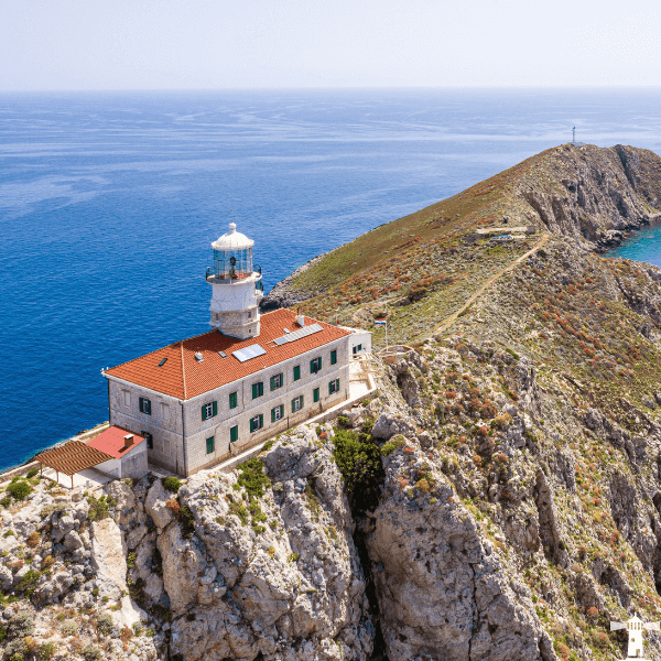 palagruza-lighthouse-croatia